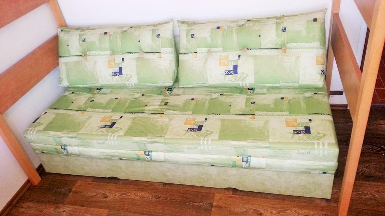 Апартаменты Relax U Lesa Ratiskovice Экстерьер фото